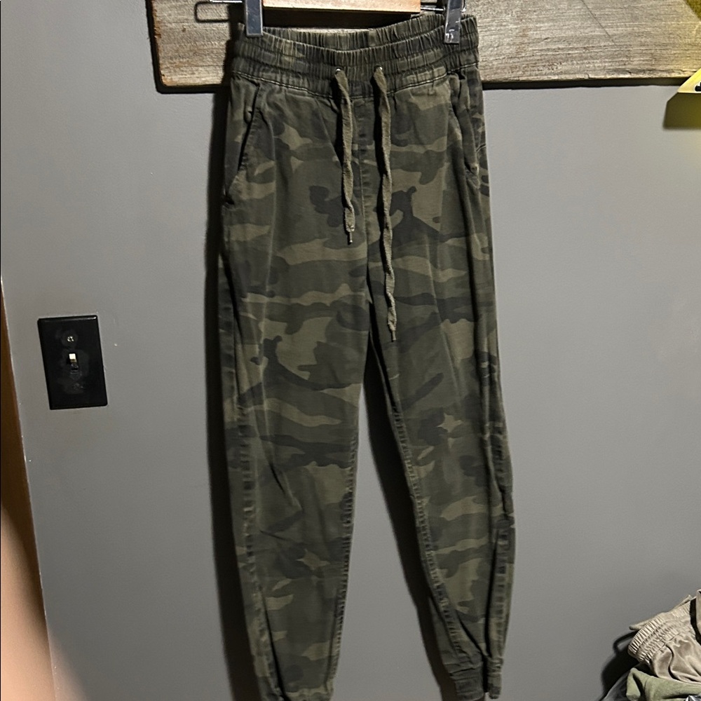 Women’s Camo Olive Jogger Pants - Casual Drawstring Trousers